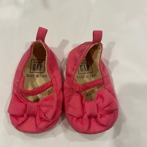 Baby Gap crib shoes
